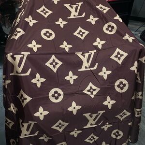 Barber Capes, Stylist Capes, Hair Capes, Shampoo, Barber School, FAST SHIPPING